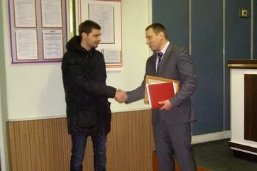 Николай за бдительность получил письмо с благодарностью и денежную премию.