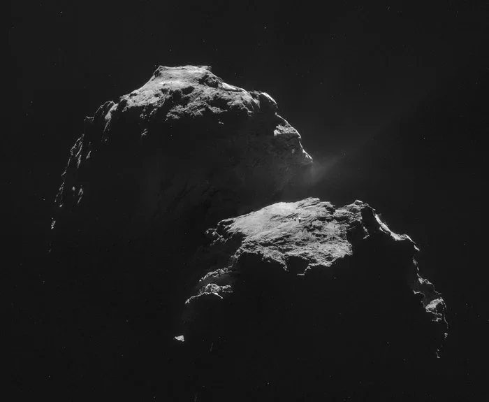 Камета 67P/Чурумава-Герасіменкі знятая з зонда Rosetta. Фота Еўрапейскага касмічнага агенцтва. 