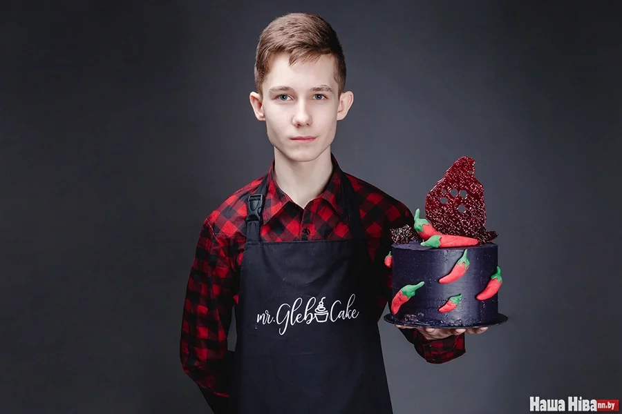 Первый свой торт Глеб Рудько приготовил, когда ему было 13 лет.