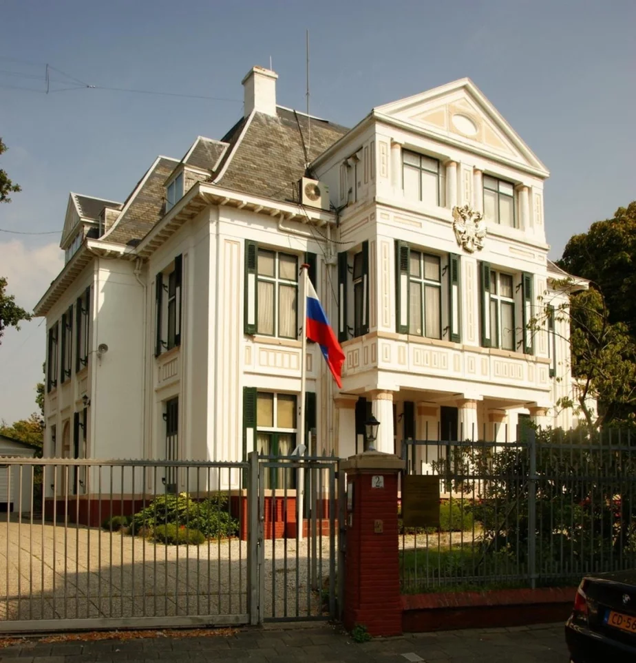 Посольство России в Нидерландах. Фото: toamsterdam.ru
