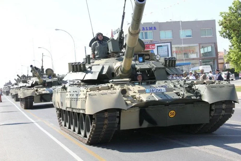 Танк Т-80. фото Министерства обороны Кипра