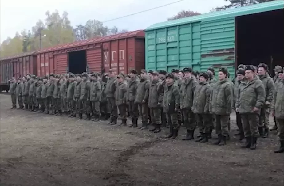 Российские солдаты, прибывшие в Беларусь. Скриншот из видео