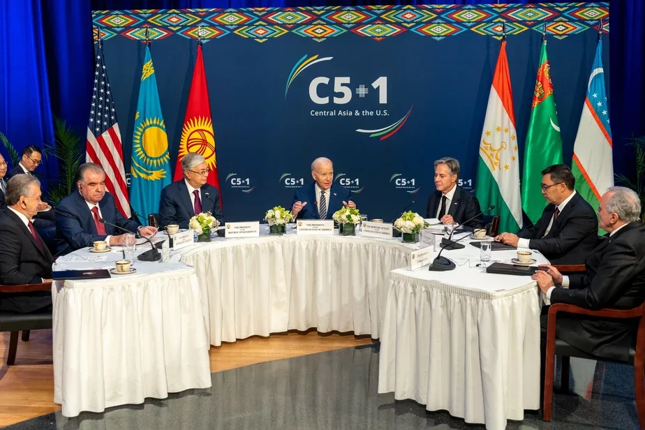 Джо Байден встретился во вторник с лидерами Казахстана, Кыргызстана, Таджикистана, Туркменистана и Узбекистана на президентском саммите в формате С5+1. Фото: USApoRusski / Twitter